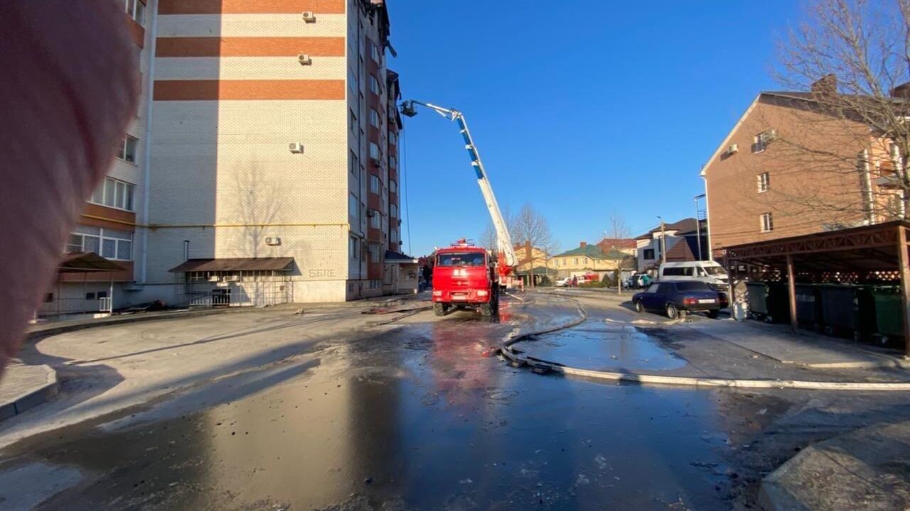 Пожар в многоэтажном жилом здании в городе Анапа - РИА Новости, 1920, 12.03.2021