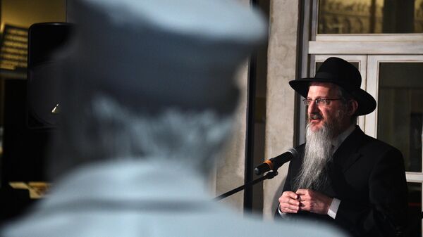 Главный раввин России Берл Лазар выступает в Еврейском музее и центре толерантности