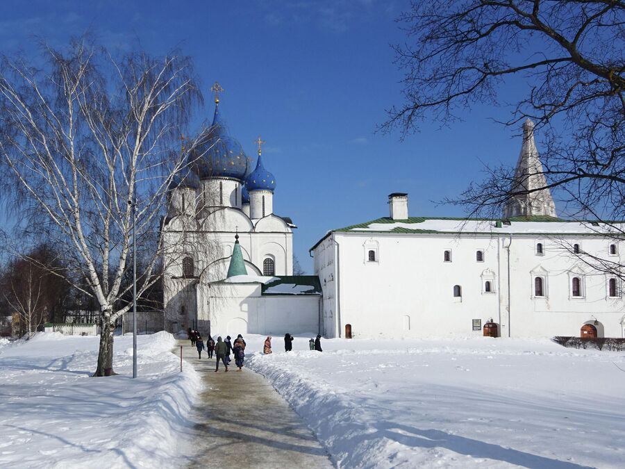 Рождественский собор и Крестовая палата в Кремле 