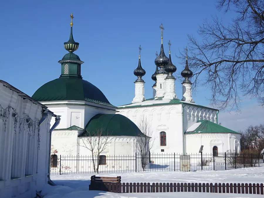 Пятницкая и Входо-Иерусалимская церковь (1707 г.) Пятницкая и Входо-Иерусалимская церковь (1707 г.)