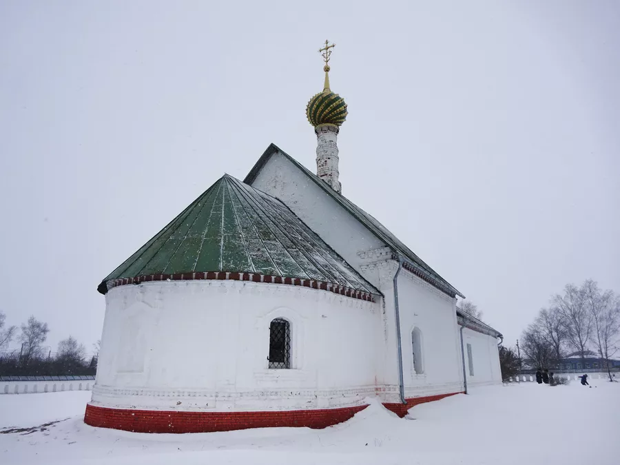 Стефановская церковь (1780 г.) на территории Борисоглебского монастыря Стефановская церковь (1780 г.) на территории Борисоглебского монастыря
