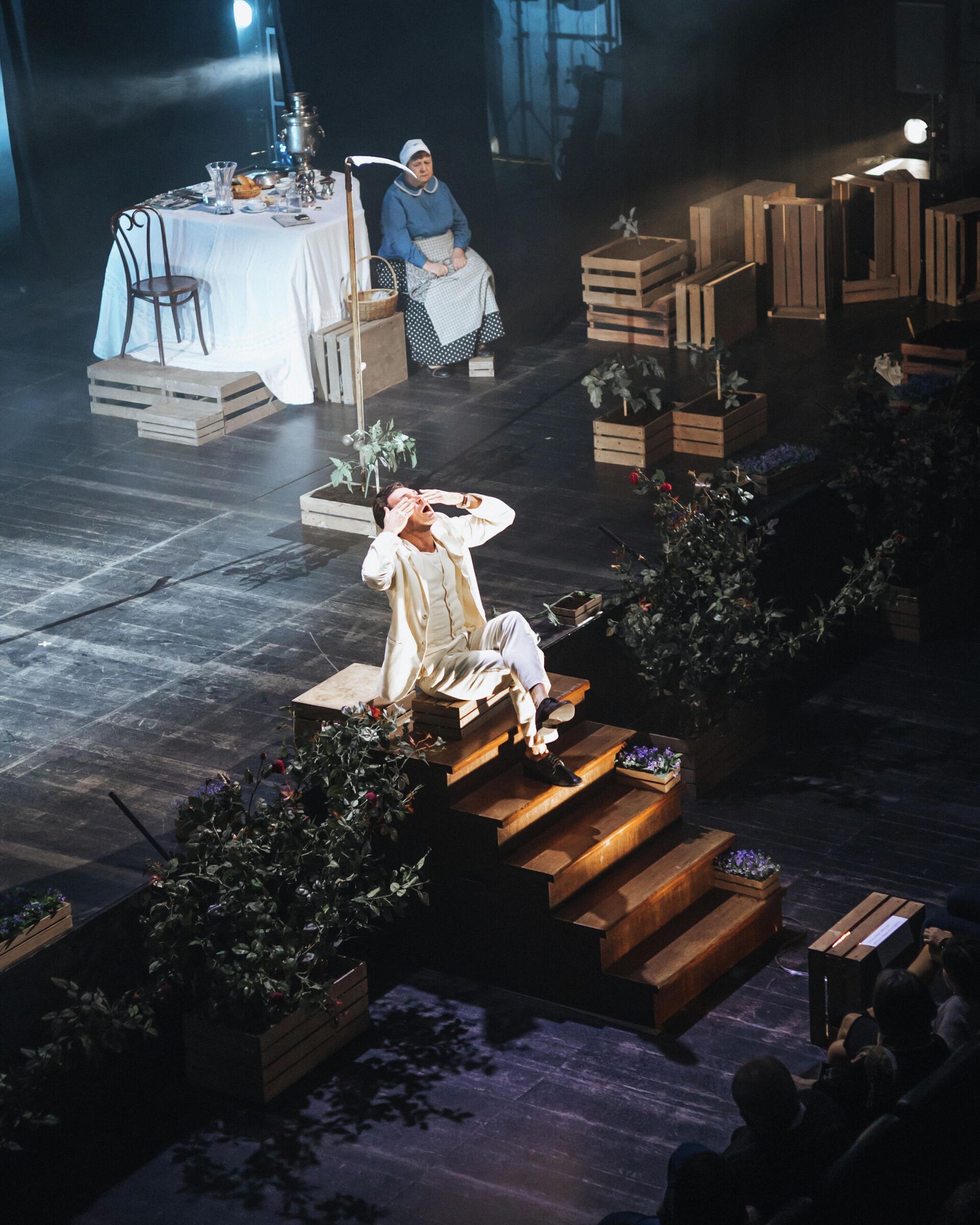 Сергей Безруков в сцене из спектакля Дядя Ваня в Московском Губернском театре Сергей Безруков в сцене из спектакля Дядя Ваня в Московском Губернском театре - РИА Новости, 1920, 13.09.2025