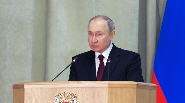 Президент РФ Владимир Путин выступает на расширенном заседании коллегии Генеральной прокуратуры РФ