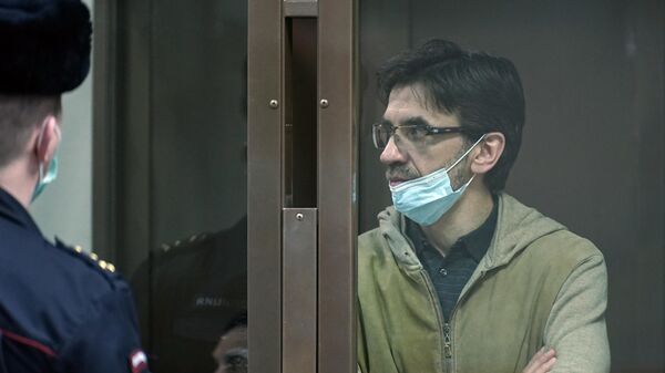 Михаил Абызов в зале заседаний Московского городского суда