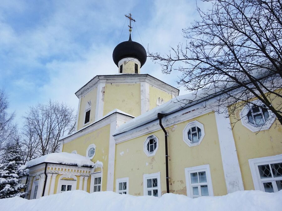 Покровская церковь (1710 г.)