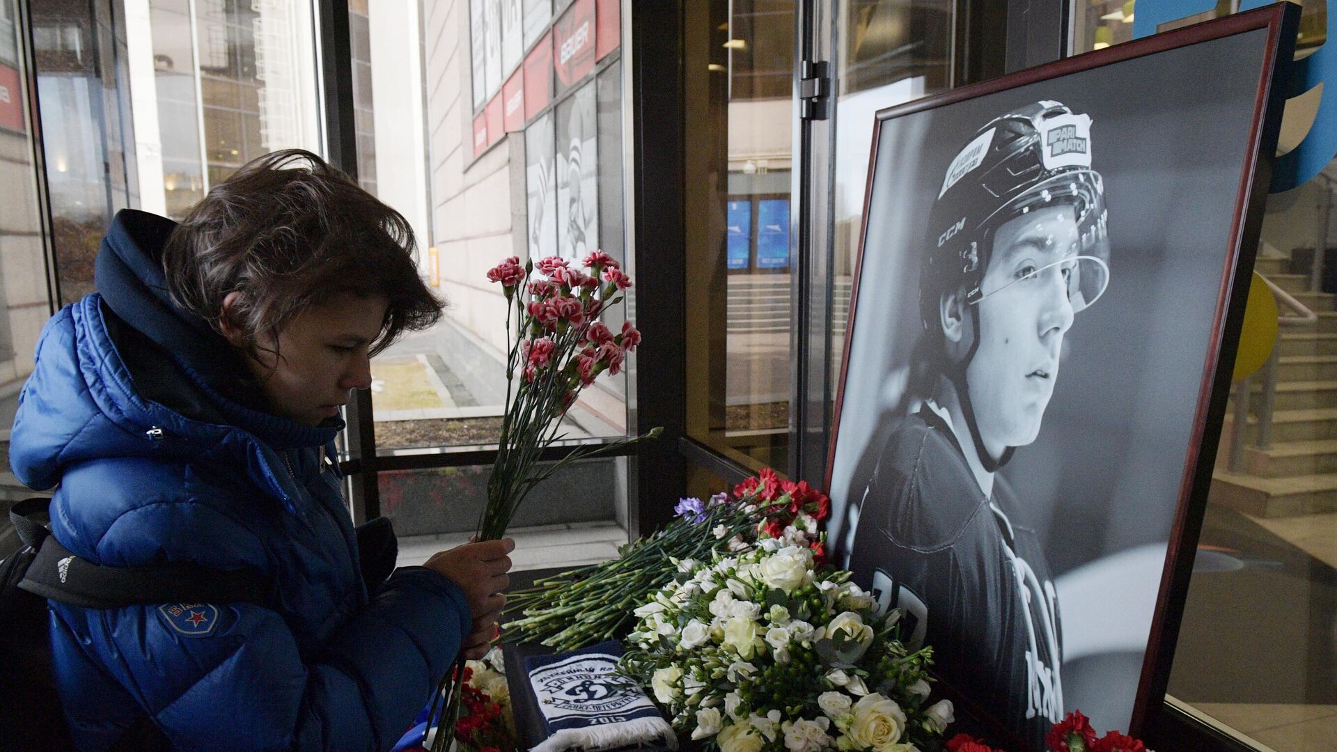 Мемориал в память о хоккеисте Тимуре Файзутдинове в Санкт-Петербурге - РИА Новости, 1920, 18.03.2021