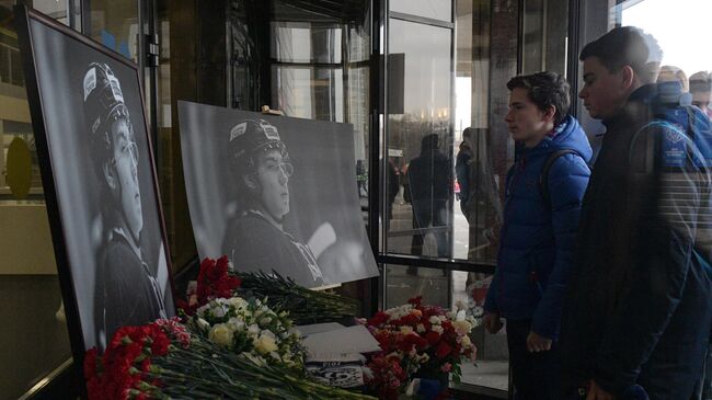 Мемориал в память о хоккеисте Тимуре Файзутдинове в Санкт-Петербурге