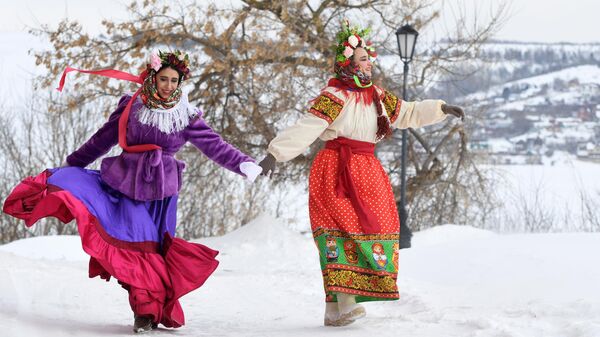 Участницы празднования Свияжской масленицы в остров-граде Свияжск в Татарстане