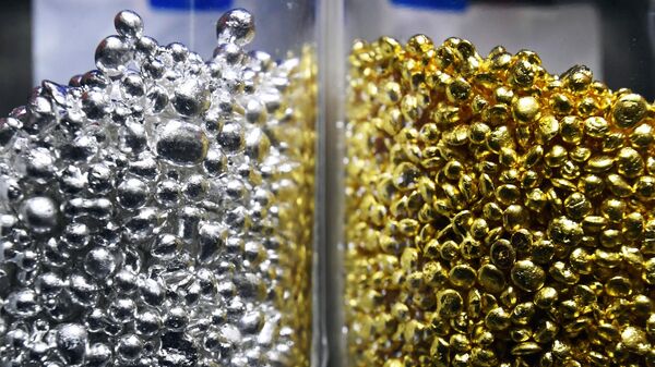 Аффинированное золото и серебро высшей пробы 99,99 процентов чистоты в гранулах