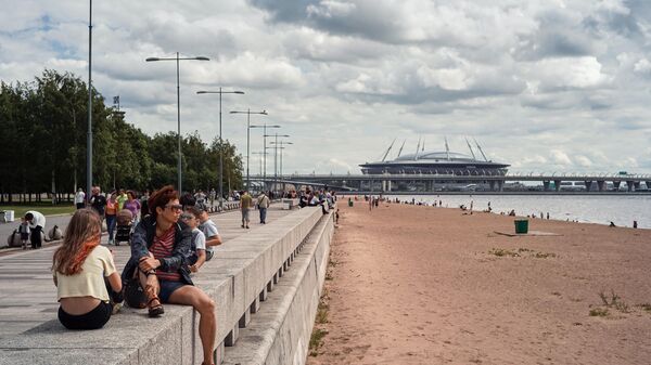Вид на Зенит-арену и Васильевский остров со стороны парка 300-летия Санкт-Петербурга