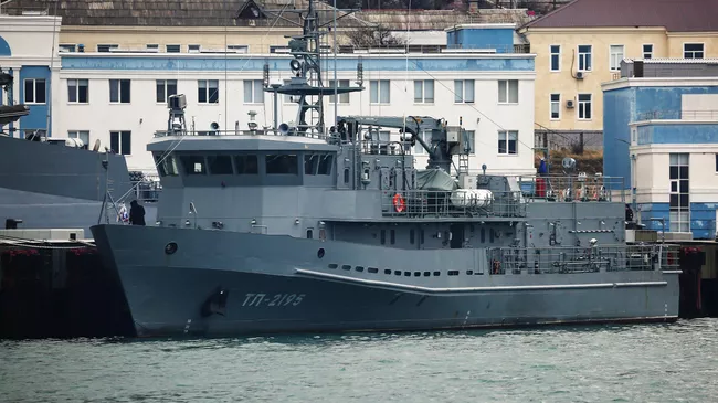 Катер-торпедолов ТЛ-2195 проекта 1388НЗТ на Новороссийской военно-морской базе