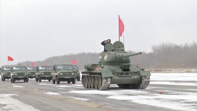 Первая тренировка к параду Победы в Санкт-Петербурге 