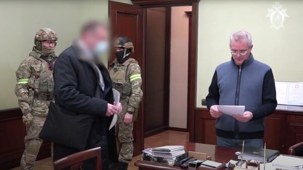 Кадр видео задержания губернатора Пензенской области Ивана Белозерцева