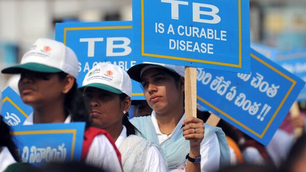 Медсестры во время акции во Всемирный день борьбы с туберкулезом в Индии