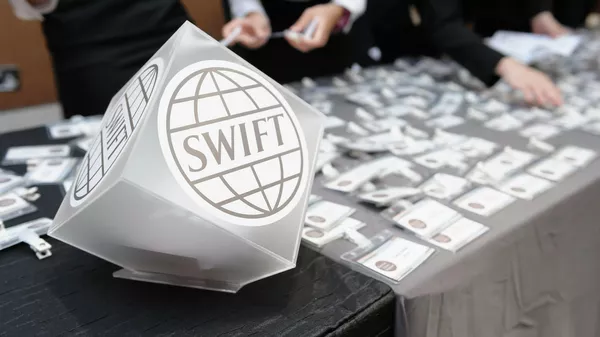 Логотип SWIFT