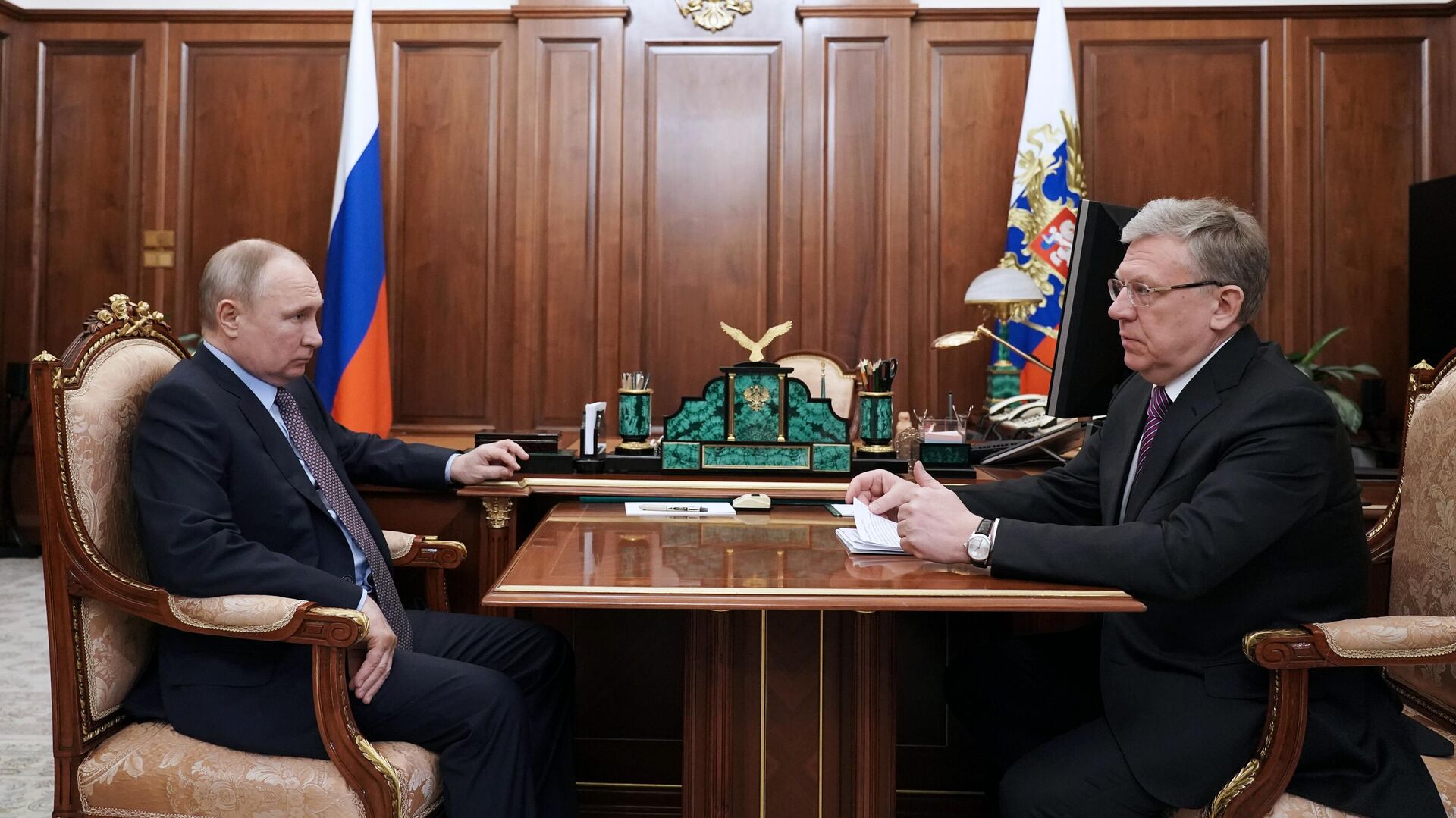 Президент Путин во вторник встретится с главой Счетной палаты Кудриным