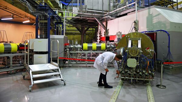 Запуск циклотрона ДЦ-280 в Объединенном институте ядерных исследований (ОИЯИ) в Дубне