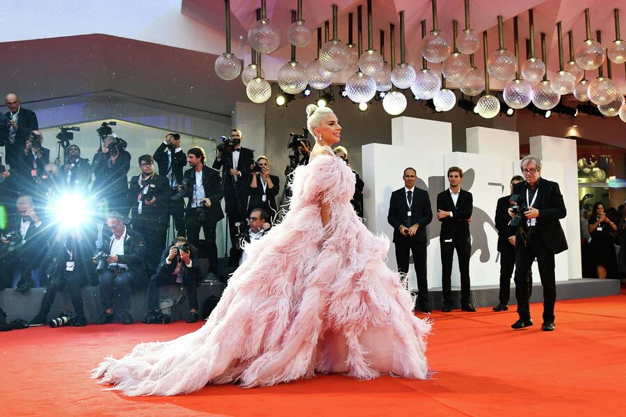 Леди Гага на премьере фильма Звезда родилась в рамках 75-го Венецианского кинофестиваля