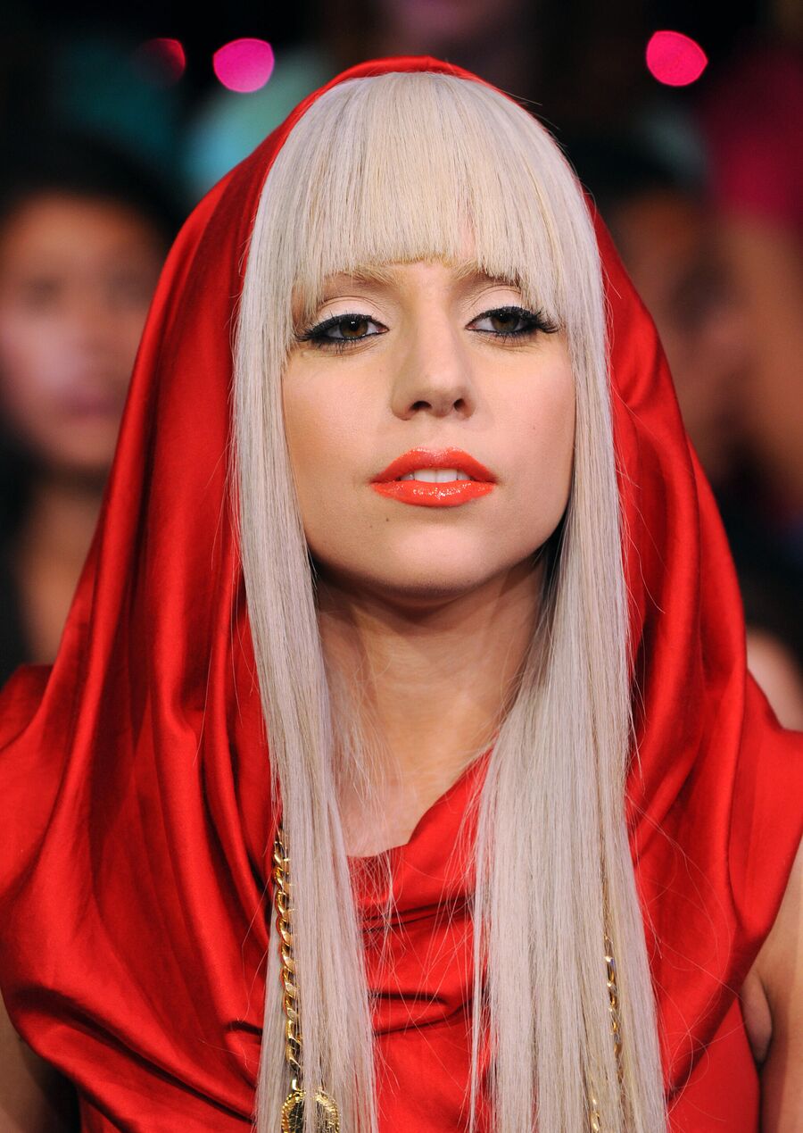 Леди Гага на шоу MTV Total Request Live в Нью-Йорке. 2008 год