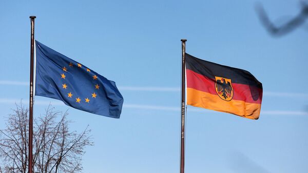 Флаги Евросоюза и Германии