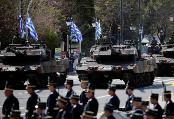 Военный парад, посвященный 200-летию независимости Греции