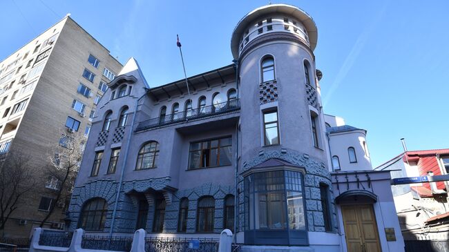 Здание посольства Сирийской арабской республики в Москве Здание посольства Сирийской арабской республики в Москве