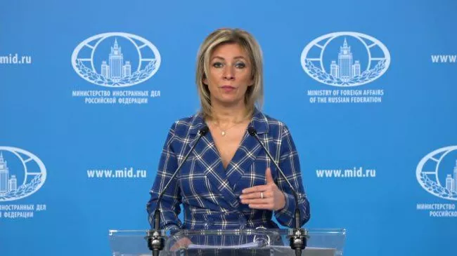 Украинский режим исследует дно демократии - Захарова о санкциях против россиян