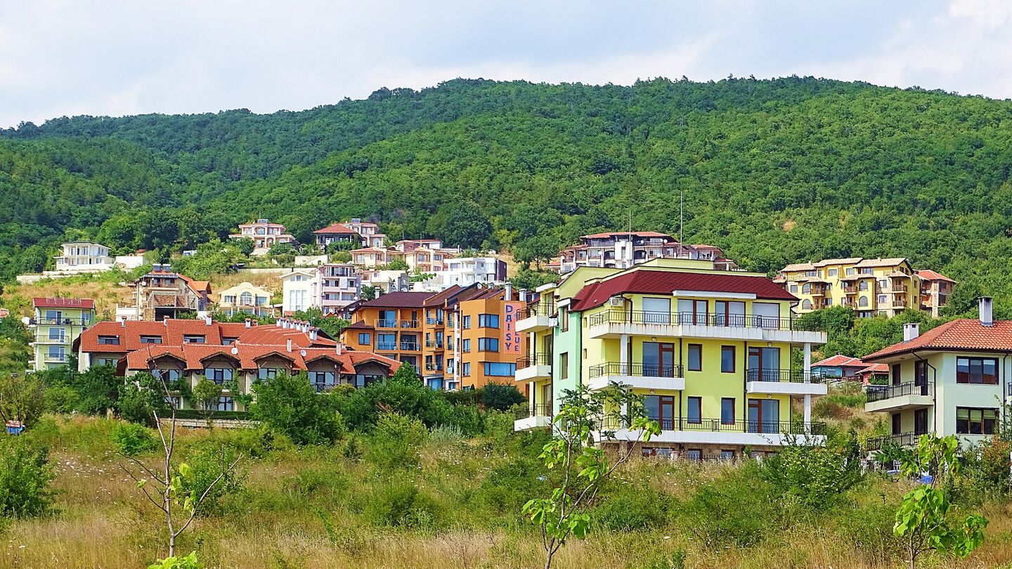 Вид на город Свети-Влас в Болгарии