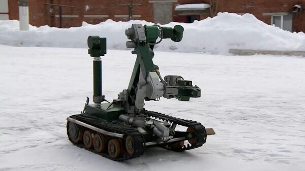 Новый робот Росгвардии МРК-15 для работ по разминированию