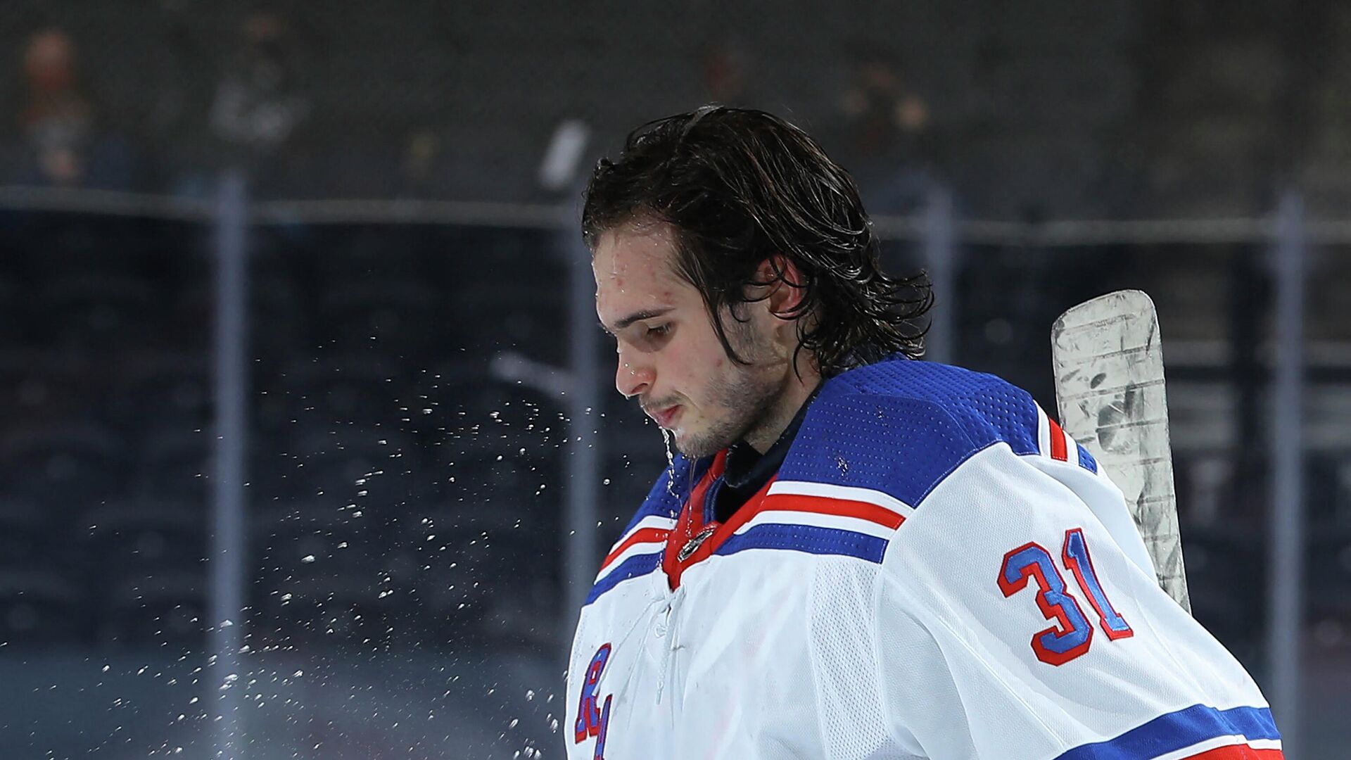 PHILADELPHIA, PA - MARCH 25: Igor Shesterkin #31 of the New York Rangers looks on during a timeout in the third period at the Wells Fargo Center on March 25, 2021 in Philadelphia, Pennsylvania. The Rangers defeated the Flyers 8-3.   Mitchell Leff/Getty Images/AFP (Photo by Mitchell Leff / GETTY IMAGES NORTH AMERICA / Getty Images via AFP) - РИА Новости, 1920, 27.03.2021