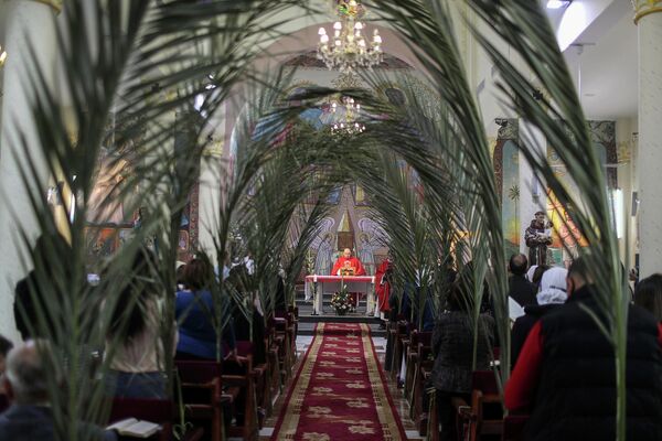Месса в Пальмовое воскресенье в церкви города Газа