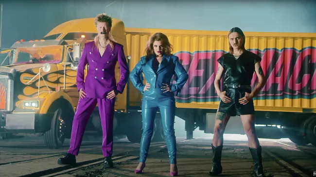 LITTLE BIG - SEX MACHINE. Кадр видео