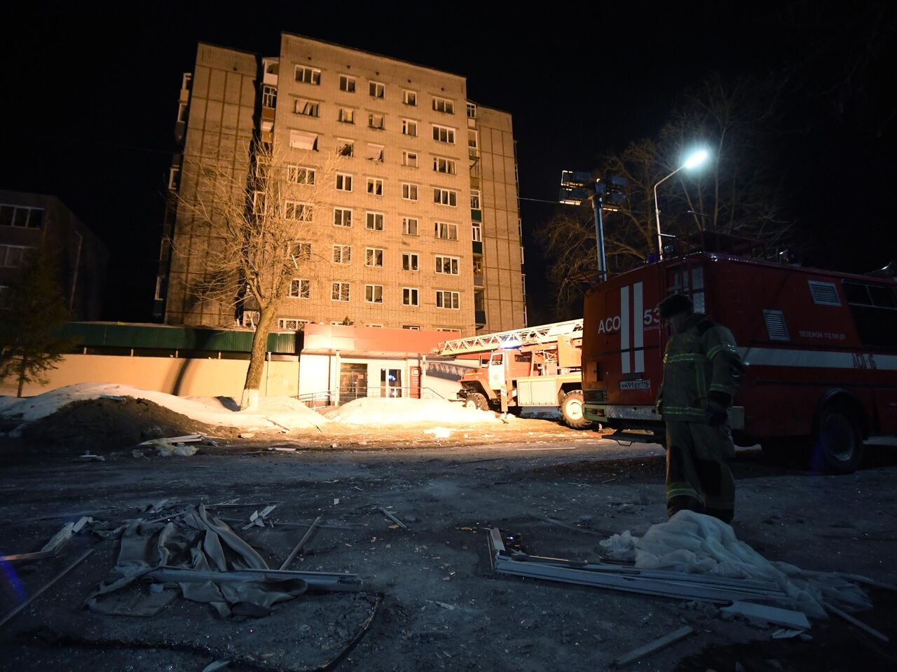 Число жертв обрушения квартир в жилом доме в Татарстане выросло до двух -  РИА Новости, 30.03.2021