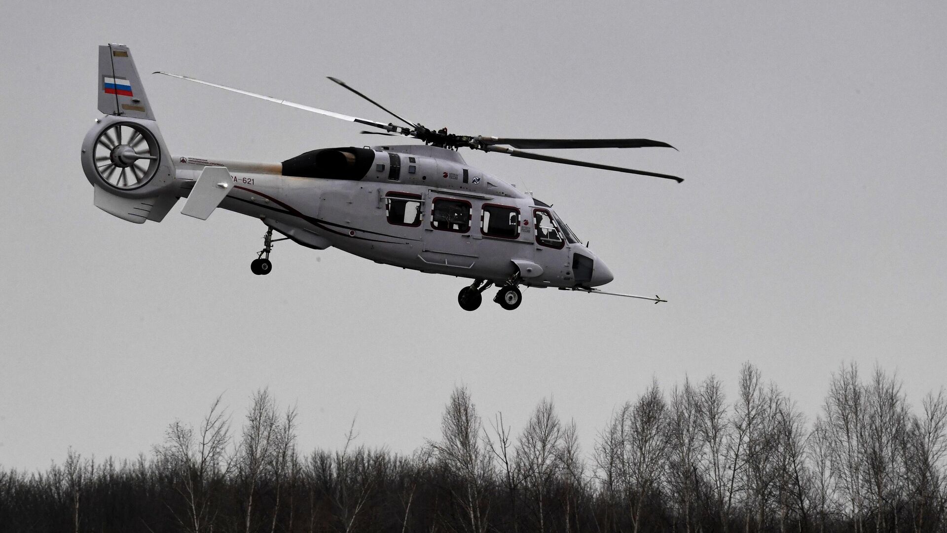 Полет вертолета Ка-62 в рамках сертификационных испытаний - РИА Новости, 1920, 21.05.2021