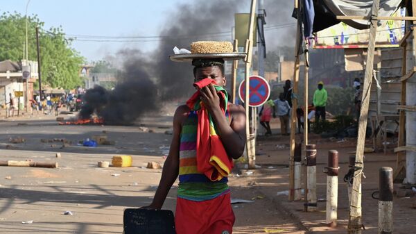 Опозиционная демонстрация на улице Нигера