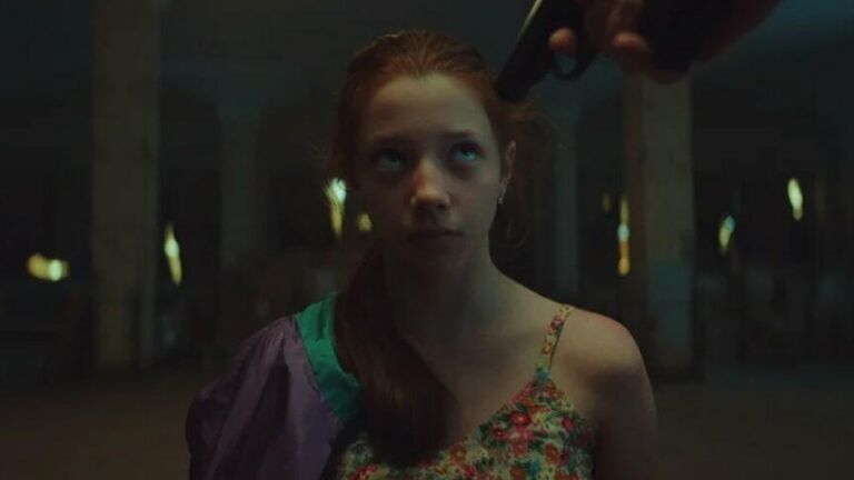 Кадр из фильма Маша