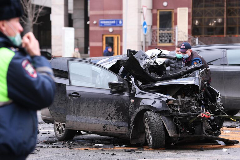 ДТП на Смоленской площади в Москве