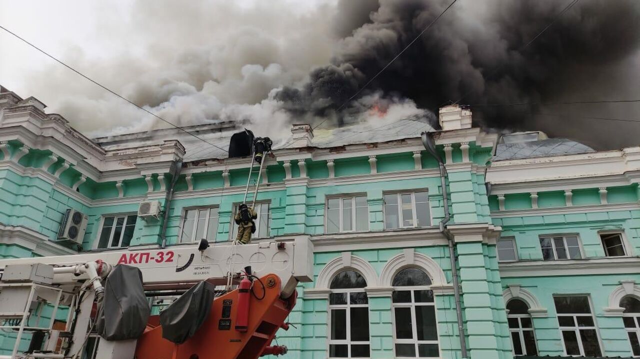 В Благовещенске загорелся кардиохирургический центр - РИА Новости,  02.04.2021