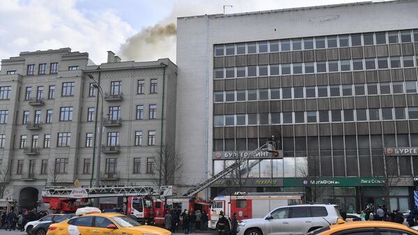 Пожар на Зубовском бульваре в Москве
