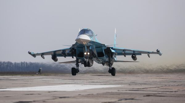 Истребитель-бомбардировщик Су-34 