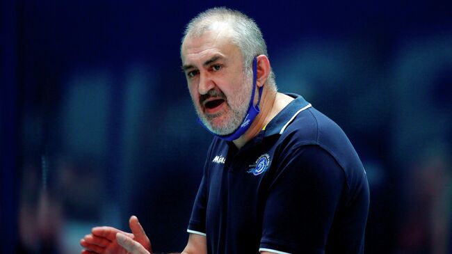 Главный тренер ВК Динамо Желько Булатович в финальном матче Финала Шести женской волейбольной Суперлиги сезона 2020/21 между ВК Локомотив (Калининград) и ВК Динамо (Москва).