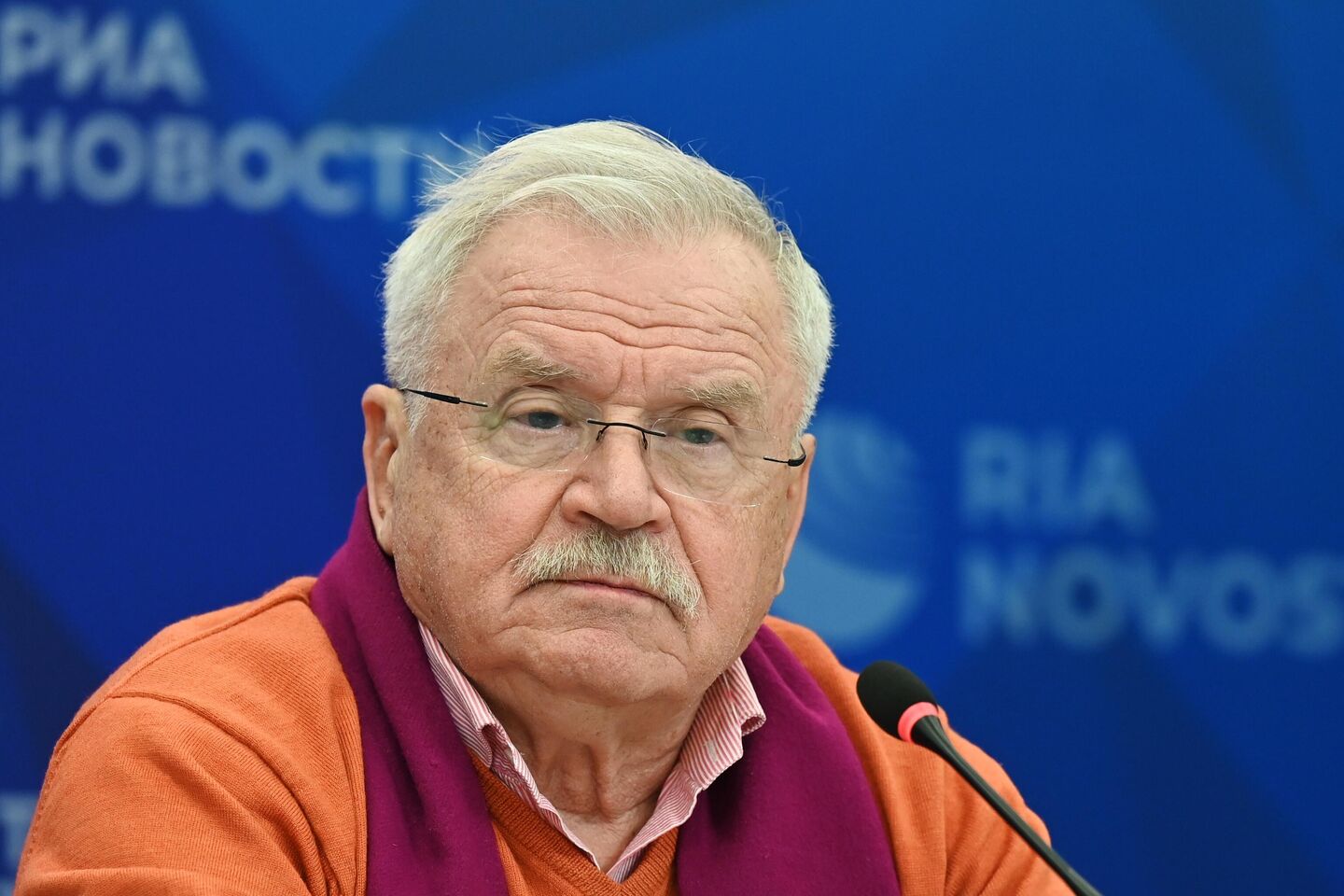 Народный артист России, кинорежиссер, сценарист Сергей Никоненко Народный артист России, кинорежиссер, сценарист Сергей Никоненко