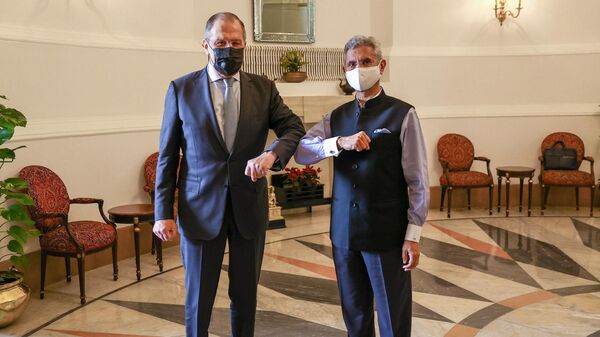 Министр иностранных дел РФ Сергей Лавров и министр иностранных дел Индии Субраманьям Джайшанкар во время встречи в Нью-Дели