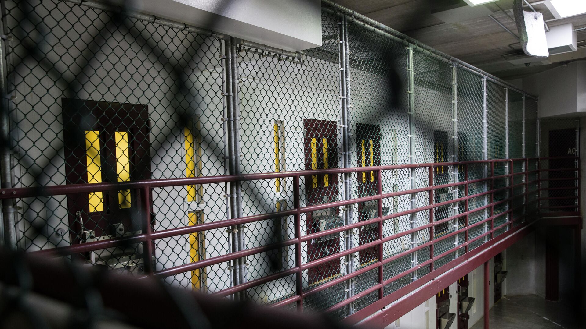 Тюрьма в Гуантанамо. Лагерь 6  - РИА Новости, 1920, 11.01.2022