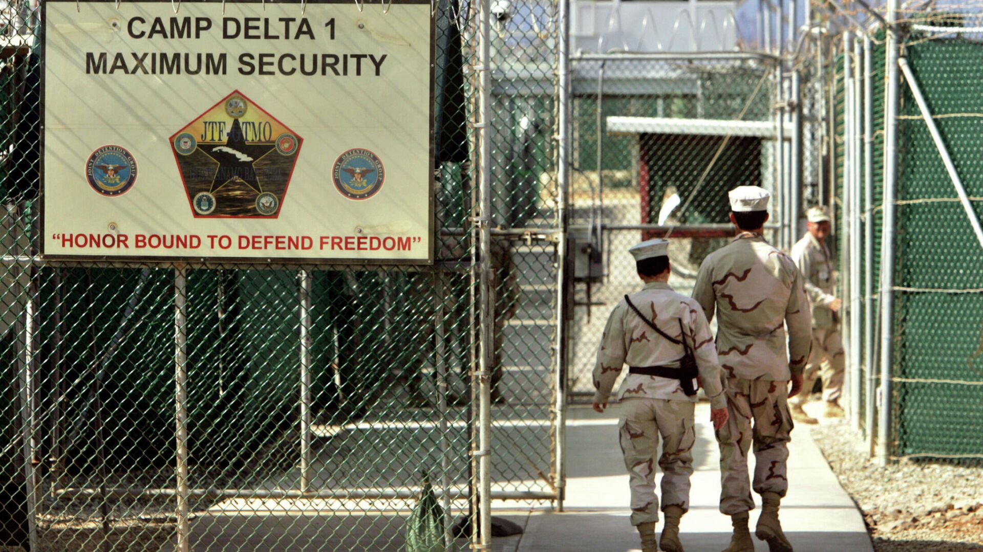 Тюрьма в Гуантанамо3
