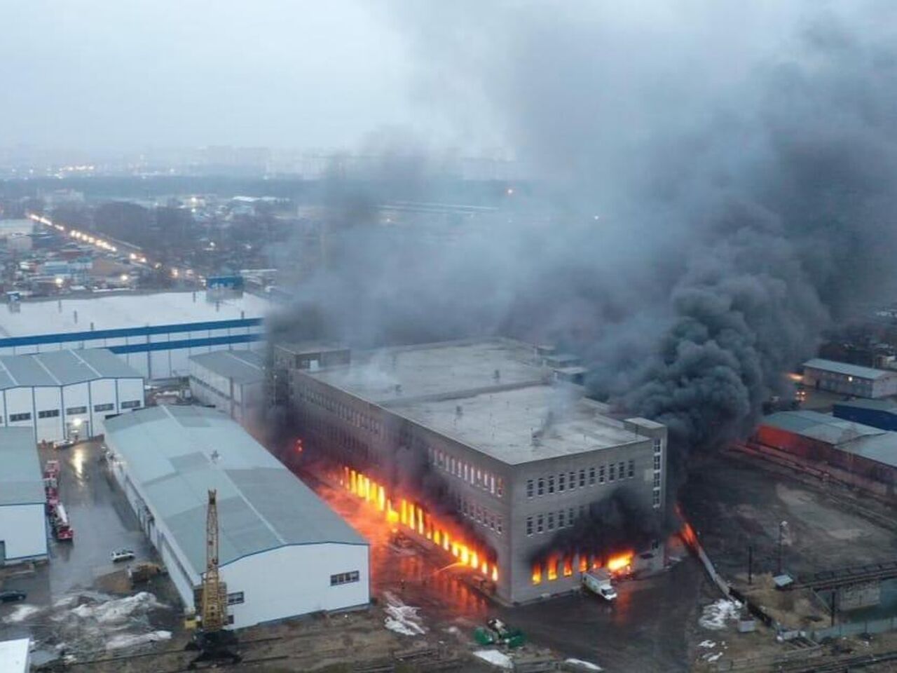 Концентрация загрязняющих веществ в воздухе Москвы из-за пожара в Люберцах  не превышена