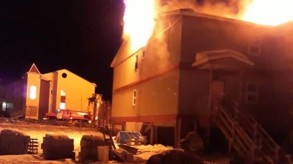 На месте пожара в селе Чапаево в Якутии, где погибли 4 человека