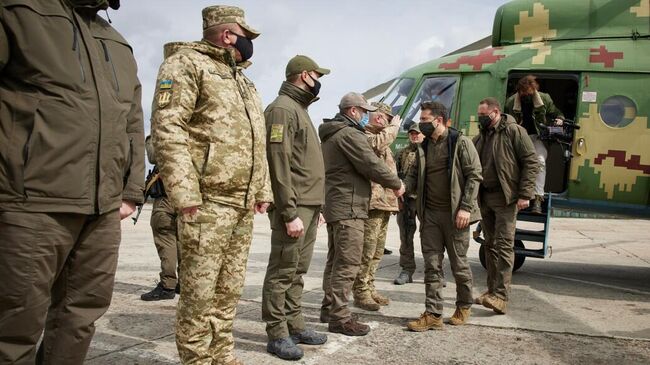 Президент Украины Владимир Зеленский в Донбассе