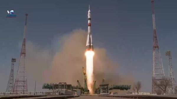Запуск космического корабля Ю. А. Гагарин с космодрома Байконур
