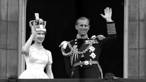 Королева Великобритании Елизавета II и принц Филипп. 2 июня 1953